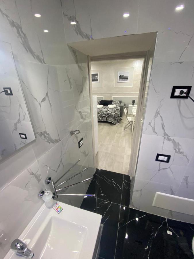 Ester Houses2 * Napoli
